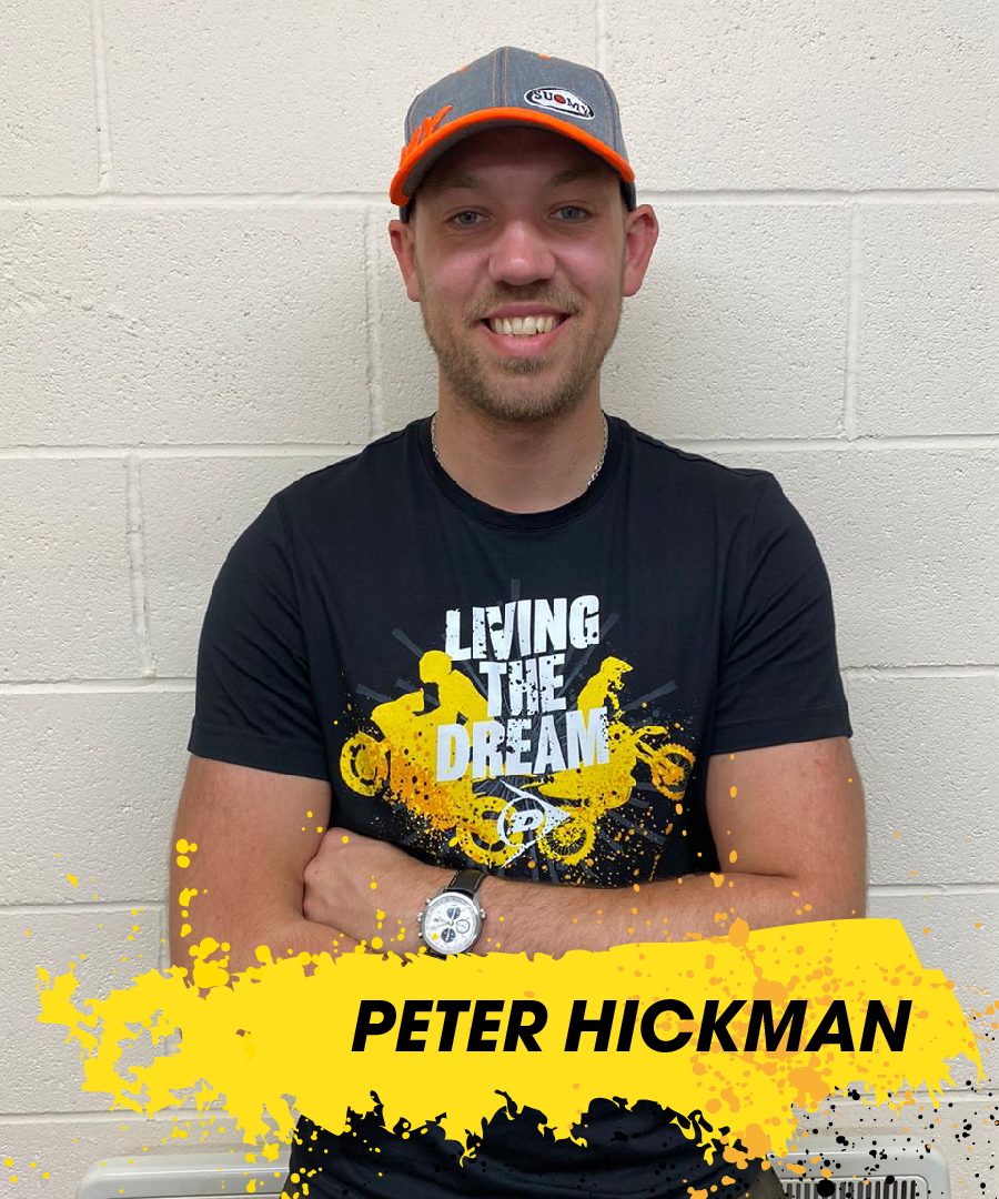 Peter Hickman nosi Dunlopovo majico Living the Dream